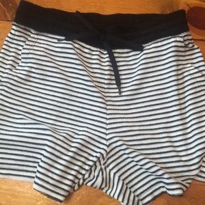 Uniqlo beach coverup shorts
